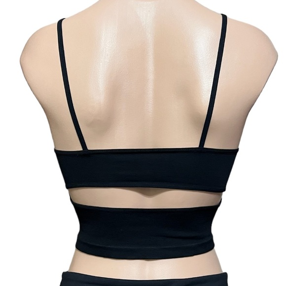 Free People Movement Tighten Up Keyhole Long Tank Top Black NWOT - Picture 4 of 8